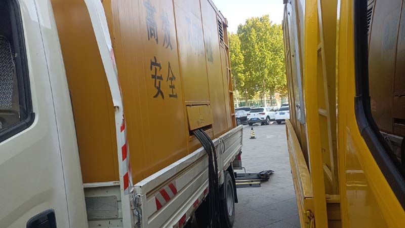 旺苍如何判断柴油发电机组和UPS电源的切换时间是否符合要求？